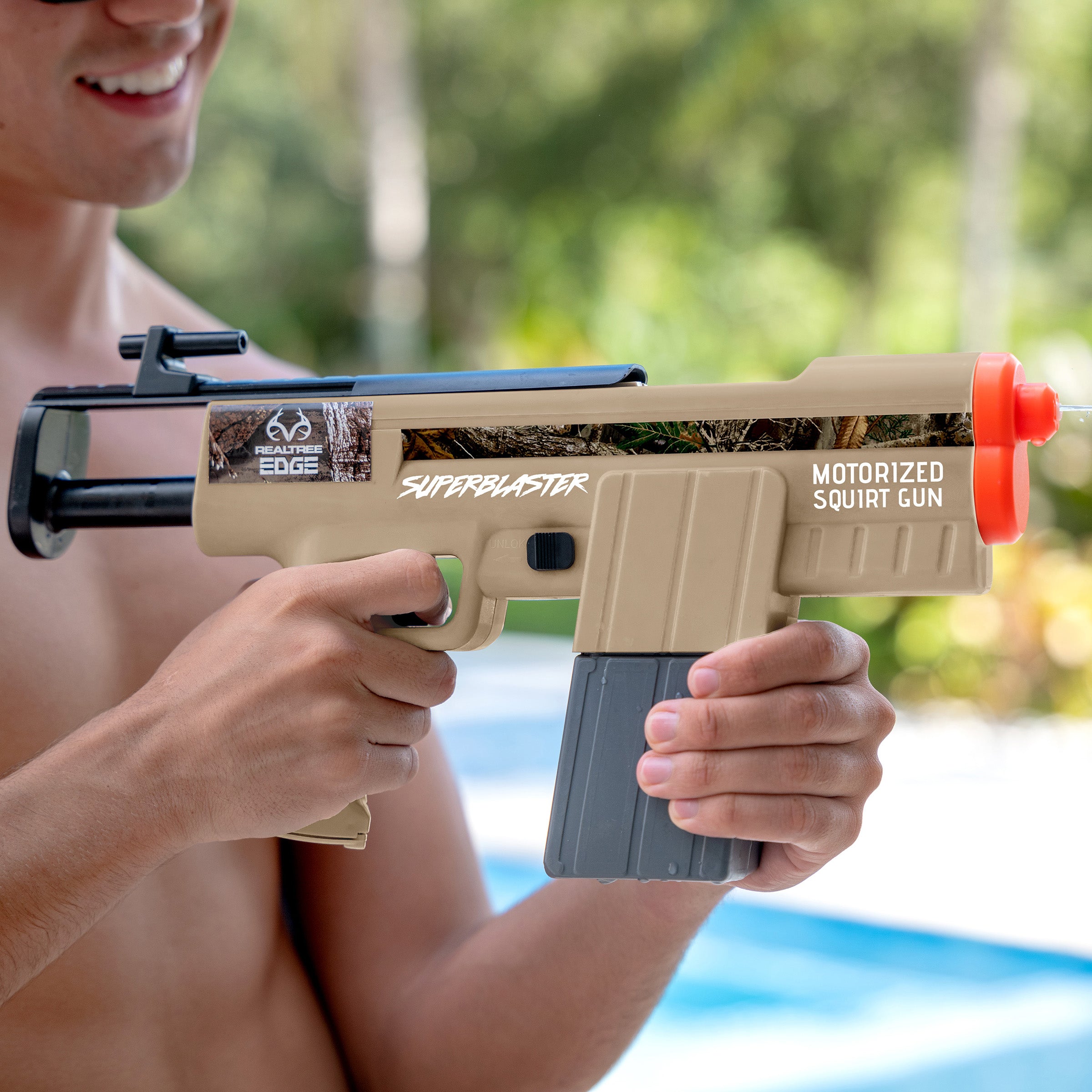 battery powered water pistol