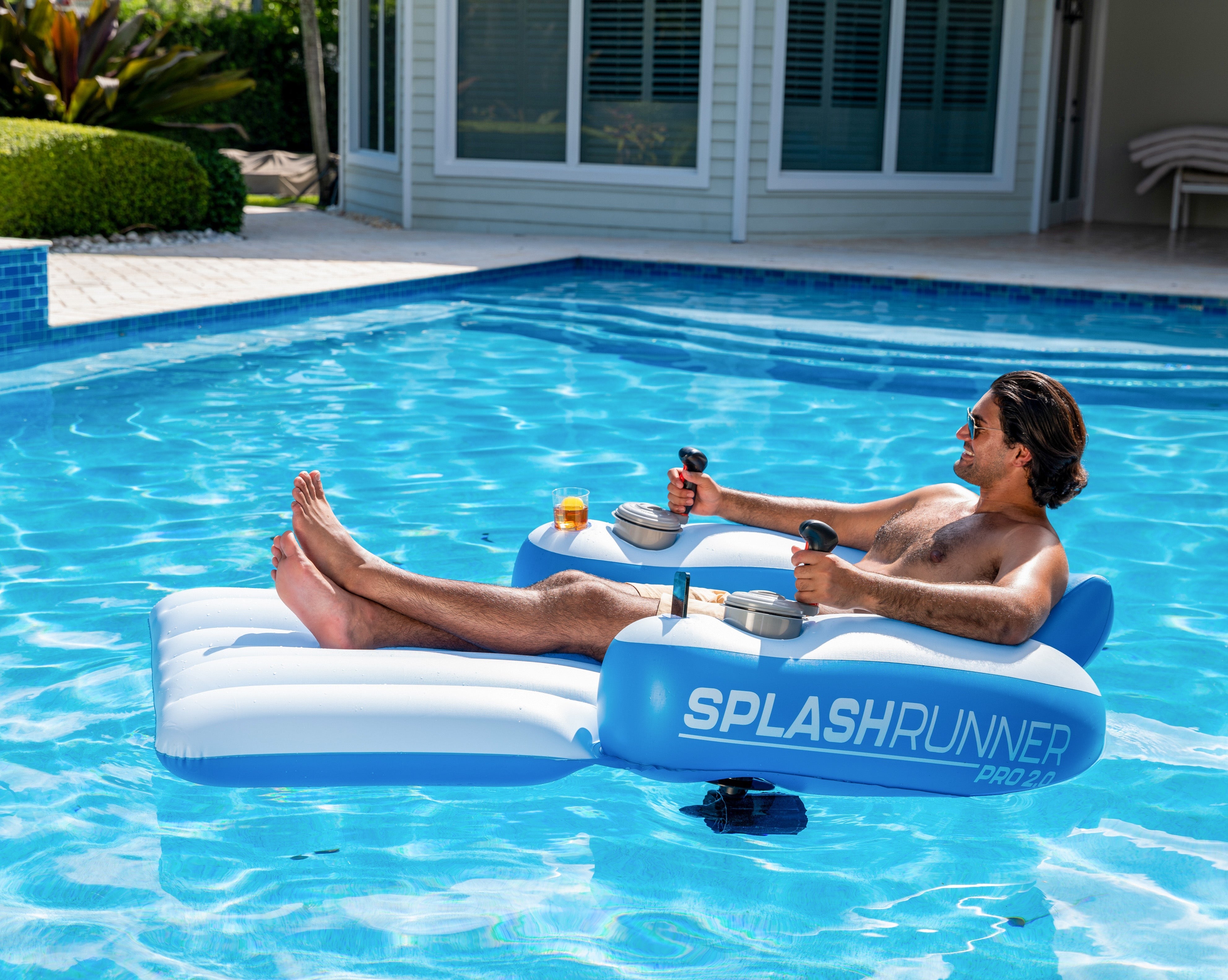 Splash Runner Pro 2.0 12V Motorized Luxury Pool Lounger New for 2024