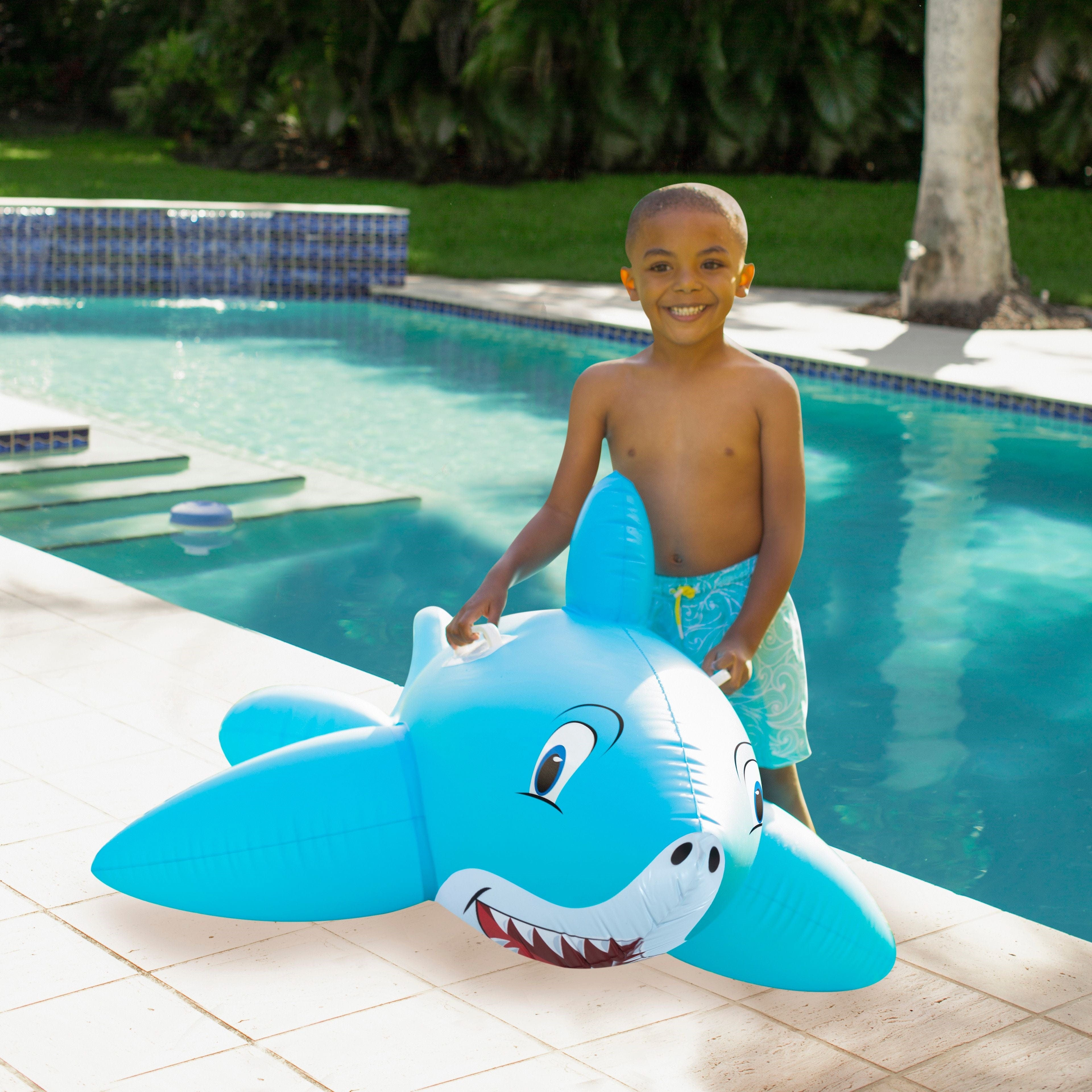 Inflatable pool store inside a pool