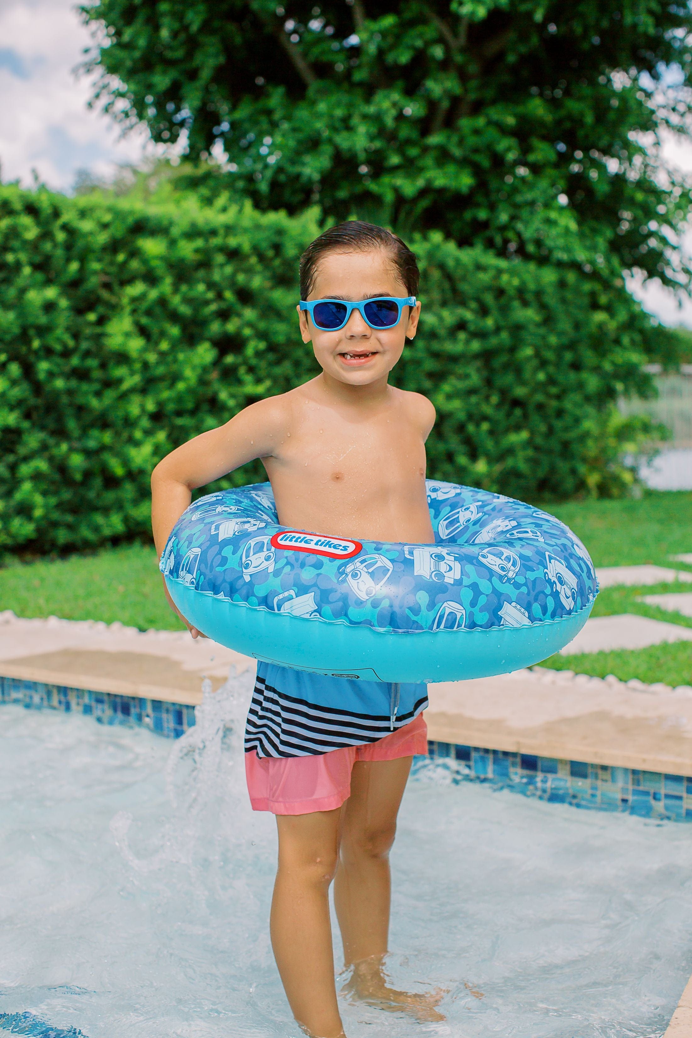 Inflatable for best sale baby in pool